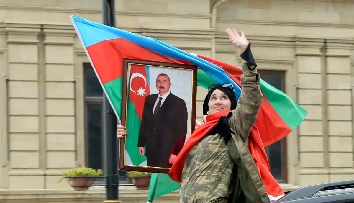 Не знаем как у вас, а у нас женщина — тоже человек! Как хиджаб всерьёз рассорил Азербайджан с Турцией