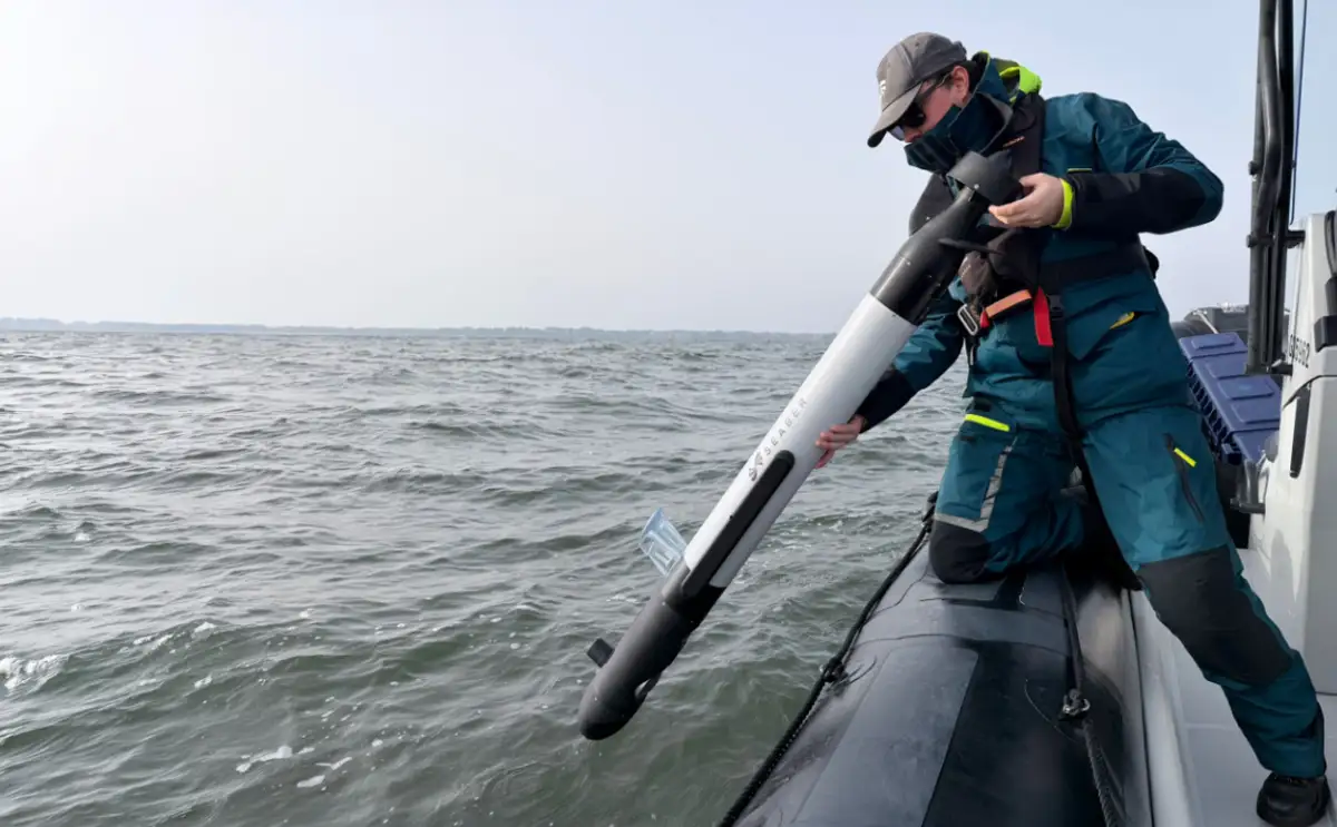 Французы показали подводный дрон весом 13 кг: для поиска морских мин