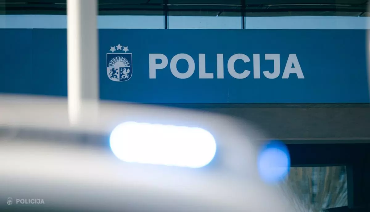 Если соседи убивают друг друга, мой звонок на русском полиция не примет? Как по закону