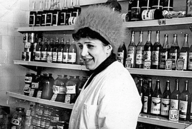 Советские алкогольные напитки. Посвящается тем, кто это пил и дожил до наших дней…