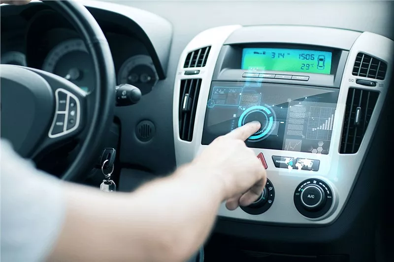 Десять самых бесполезных опций новых автомобилей