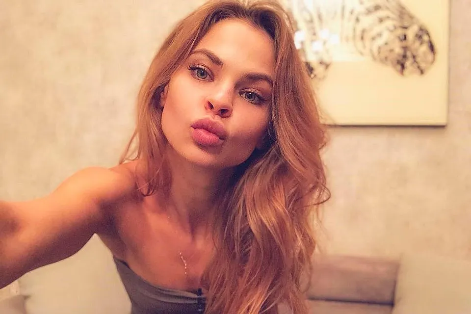 Настя Рыбка вышла на связь из-за решетки и предложила помощь разведке США