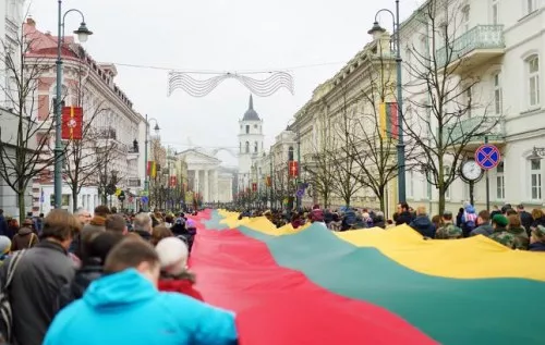 Парубий: «Щит Европы» держат Украина и Литва. Только они спасают европейцев от «российской агрессии»