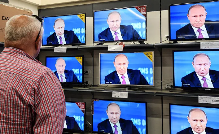 Если ваш коллега за Путина: инструкция для жителей Латвии