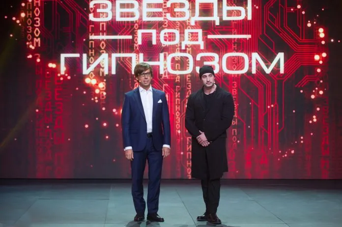 Пронырливый Галкин рассердил безумными «Звездами под гипнозом»: нрод считает, что его дурят. ВИДЕО