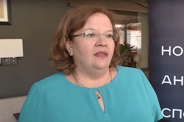 Татарстан: «Замминистра здравоохранения покончила с собой 8 ударами в шею»