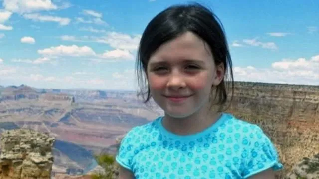 Медэксперт разрыдалась в суде, описывая изнасилование и убийство 8-летней крохи