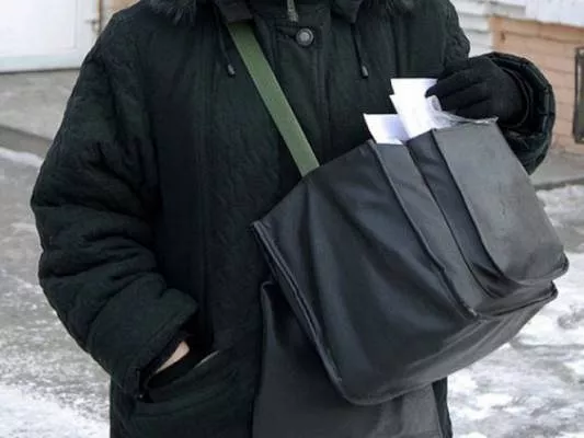 Рижский почтальон: думал в «Латвияс пастс» все солидно, а там — наглая эксплуатация!