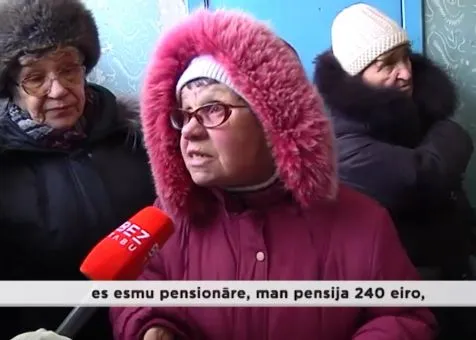 Пенсионерка: у меня пенсия — 240 евро, а заплатить за коммуналку надо 207. Как прожить на 33 евро?