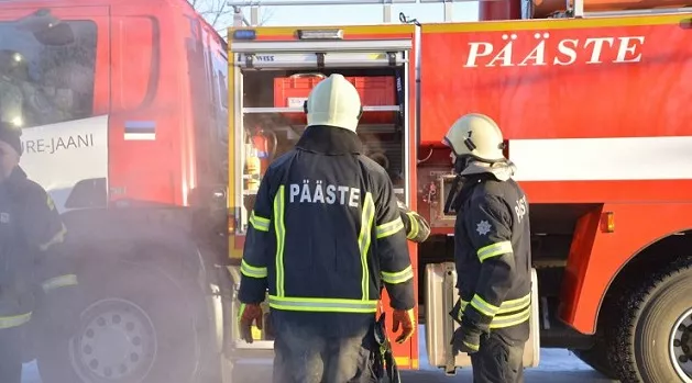 Vecrīgā šorīt 300 kvadrātmetru platībā dedzis «The Sinners» bārs