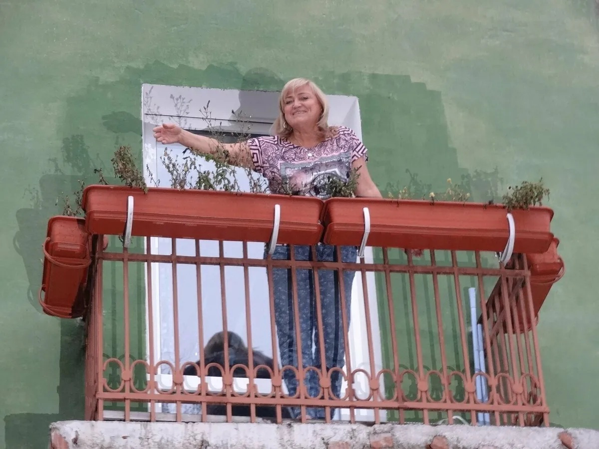 А ну, быстро марш домой