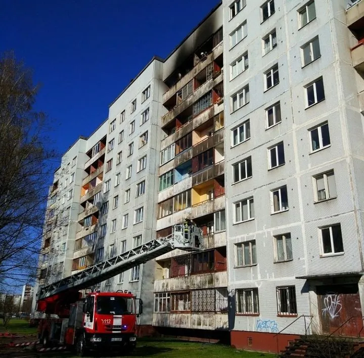 Межциемс: в жилом доме произошел пожар повышенной опасности. ВИДЕО
