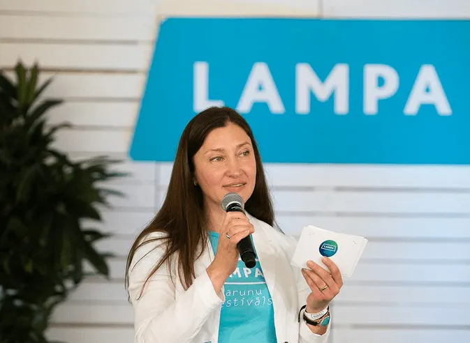 Фестиваль общения LAMPA: низкий уровень доверия и животрепещущий для латвийского общества русский вопрос