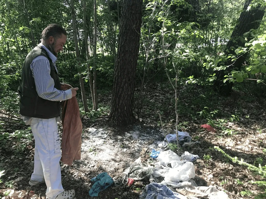 «Это моя мама»: житель Огре по фотографиям опознал останки, найденные на Большом субботнике