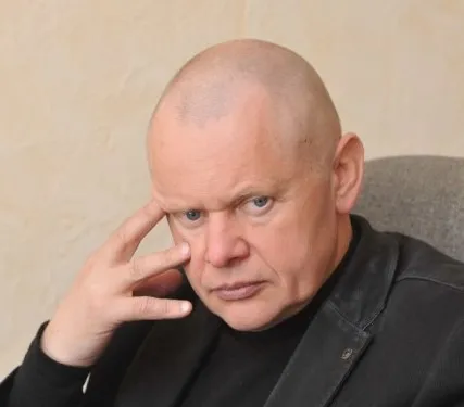 Бабрис: наши лидеры как колониальная аристократия позволяют «партнерам» делать в Латвии все, что вздумается