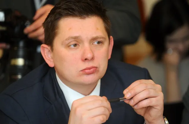 Облава на депутатов. За что задержали Кайминьша и его друзей?