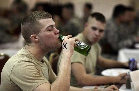 Пьяные американские солдаты были биты нетрезвыми азербайджанцами. Эпическая «битва при Каунасе»