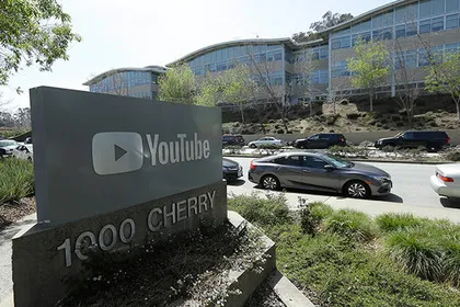YouTube задумал стать платным