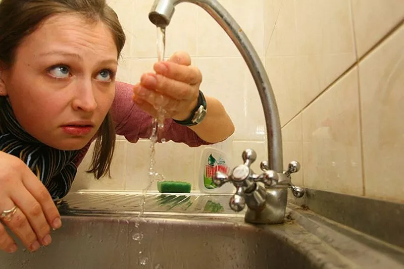 В связи с ремонтом труб, в некоторых домах Риги сегодня не будет воды