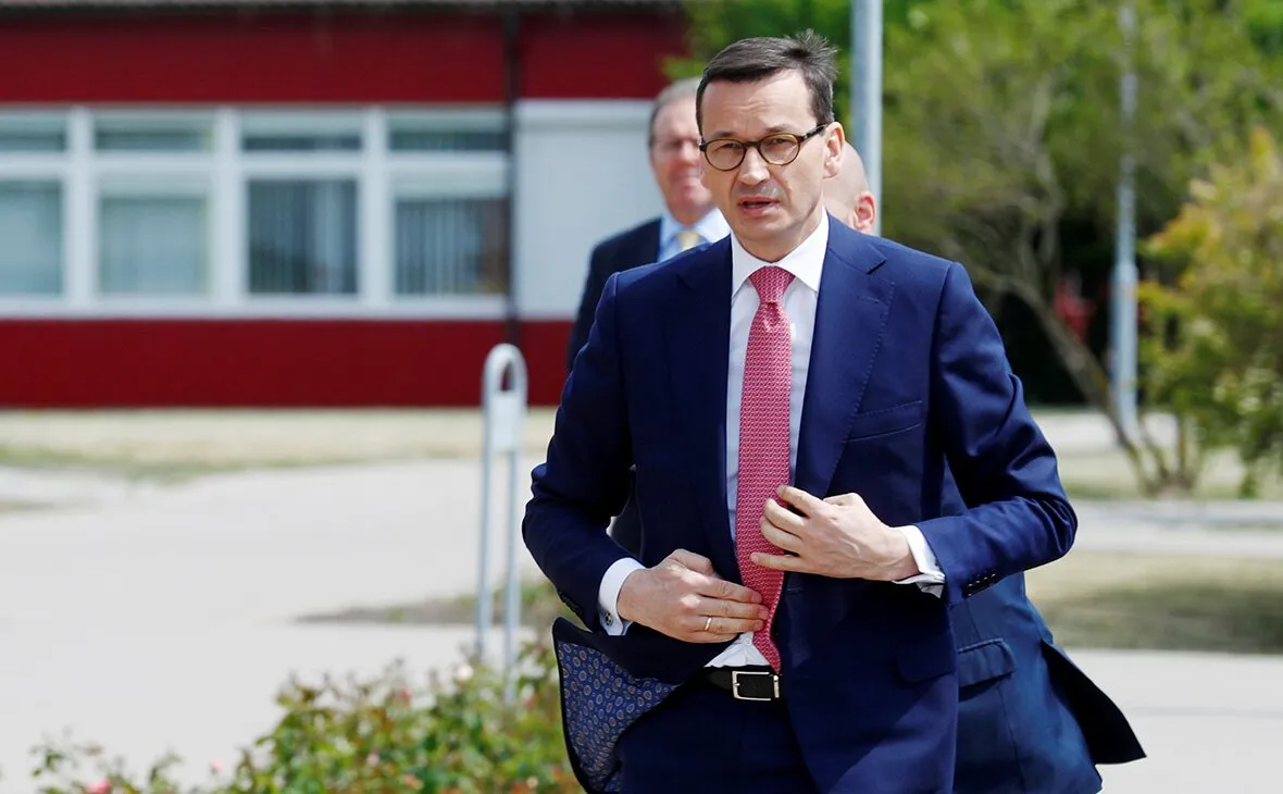 Самолет с премьер-министром Польши сломался при взлете