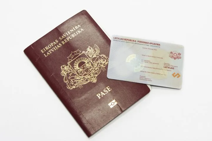 Как оформить новый паспорт или ID-карту на дому?