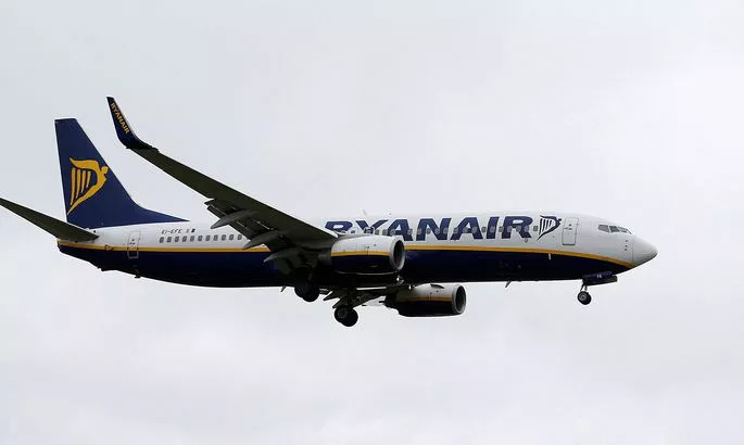 «Многие кричали и плакали»: шокирующая посадка самолета Ryanair в аэропорту Дублина
