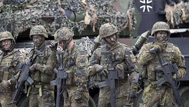 Kanādas medijs: Pret NATO karavīriem Latvijā tikusi vērsta ar Covid-19 saistīta dezinformācijas kampaņa