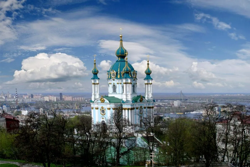 Все больше украинцев возвращается в Киев: родные стены помогают?