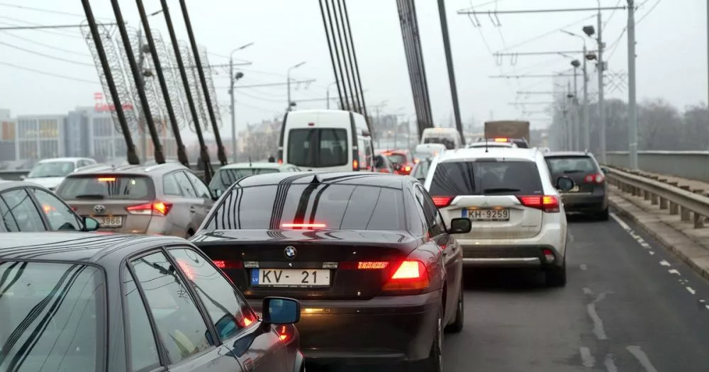Хотите на море? Водителей предупреждают о пробках и ремонтах