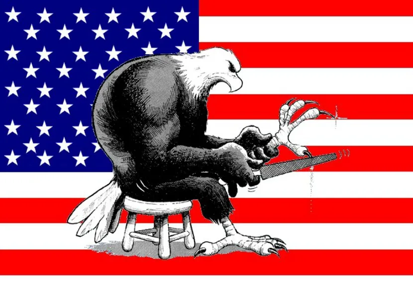 Ломает гегемонию США: в чем британцы винят Россию