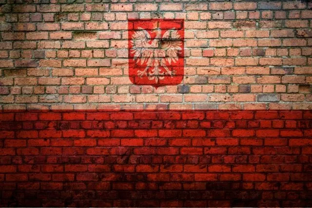 Безграничная любовь Польши к США начинает ставить страну в неловкое положение