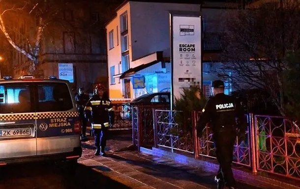 «Сокрушительная трагедия»: в Польше из-за пожара в квест-комнате погибли пять девочек