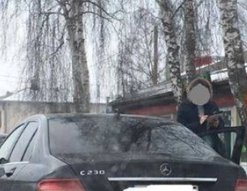 Дамы в черном: зачем нетрафарированные полицейские машины совершили рейд по Иманте