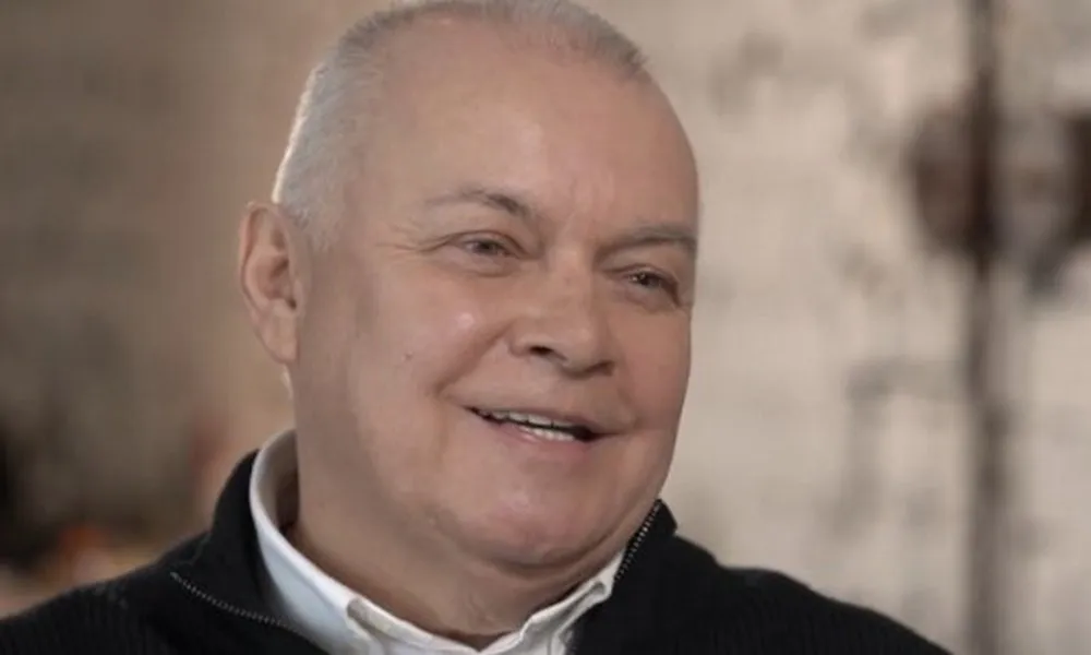 Киселев: брат в США, племянник на войне/ вДудь