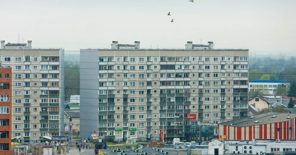 Латвийские многоэтажки ветшают: куда будут переселять жильцов?