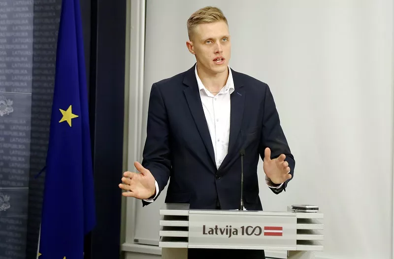 Dombrava: Baltkrievijas izolēšana no pārējās Eiropas dzīs to arvien dziļāk Krievijas apskāvienos