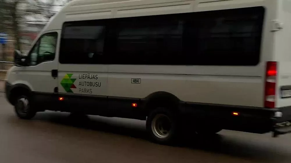 Autobusā Rīga-Saldus 24.oktobrī reisa pasažieriem ieteikts novērot savu veselības stāvokli