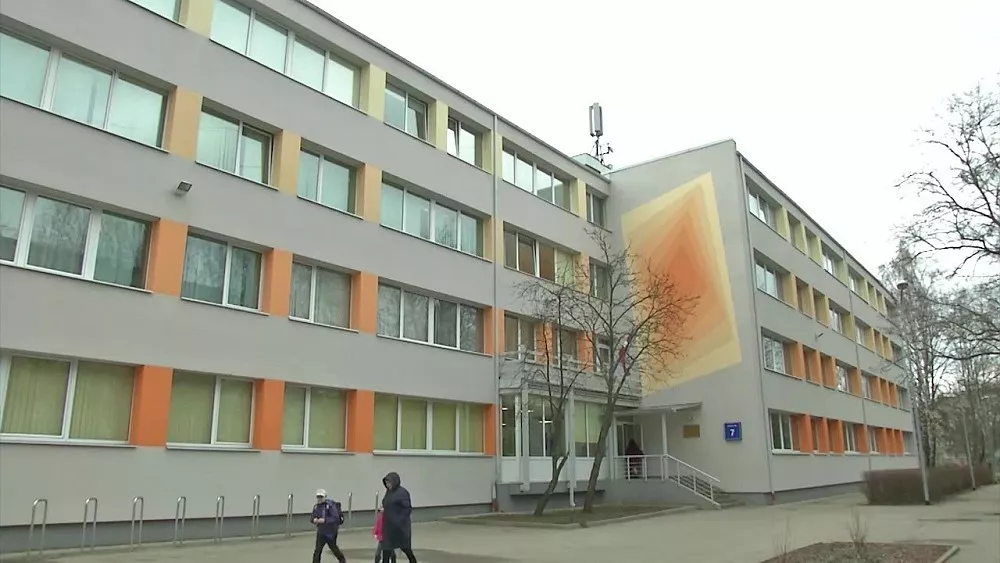 «Госпожа Шуплинская, уйдите в отставку!» Вместо поддержки в трудное время Министерство образование замучило учителей проверками