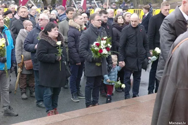 Лиепниекс назвал участников шествия 16 марта «идиотами российской пропаганды и партнерами Жданок»