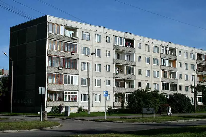 Проверка домов литовской серии: наибольшие опасения внушают соединительные швы