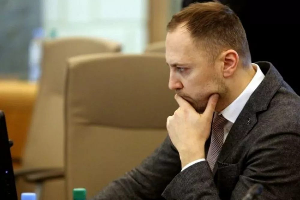 «Неаткарига»: почему Гиргенс молчит о своём друге-футболисте, покинувшем Латвию после убийства Беззубова