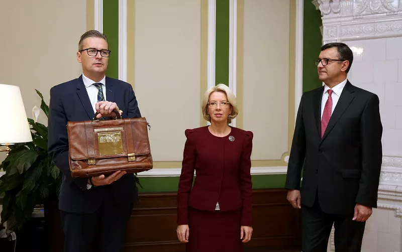 Saeima nodod komisijām 2022.gada valsts budžeta projektu un to pavadošos likumprojektus