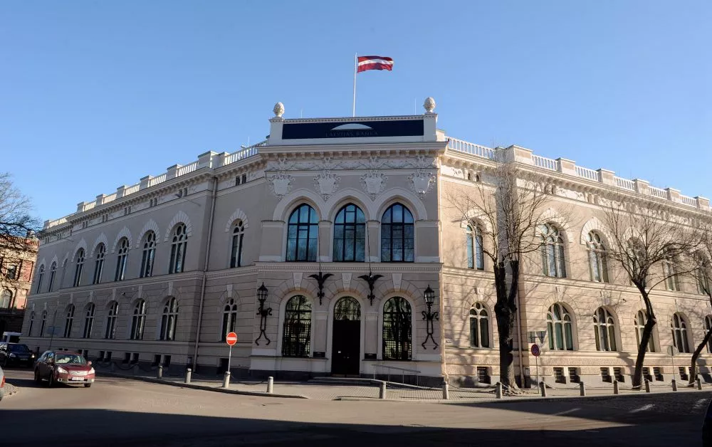 Saeima konceptuāli atbalsta FKTK pievienošanu Latvijas Bankai