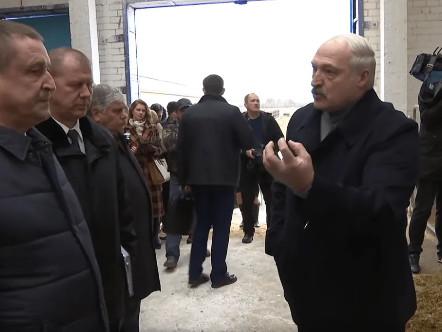 «Будет ещё хуже. Уже 10 лет Лукашенко не может довести среднюю зарплату до 500 долларов»: мнение