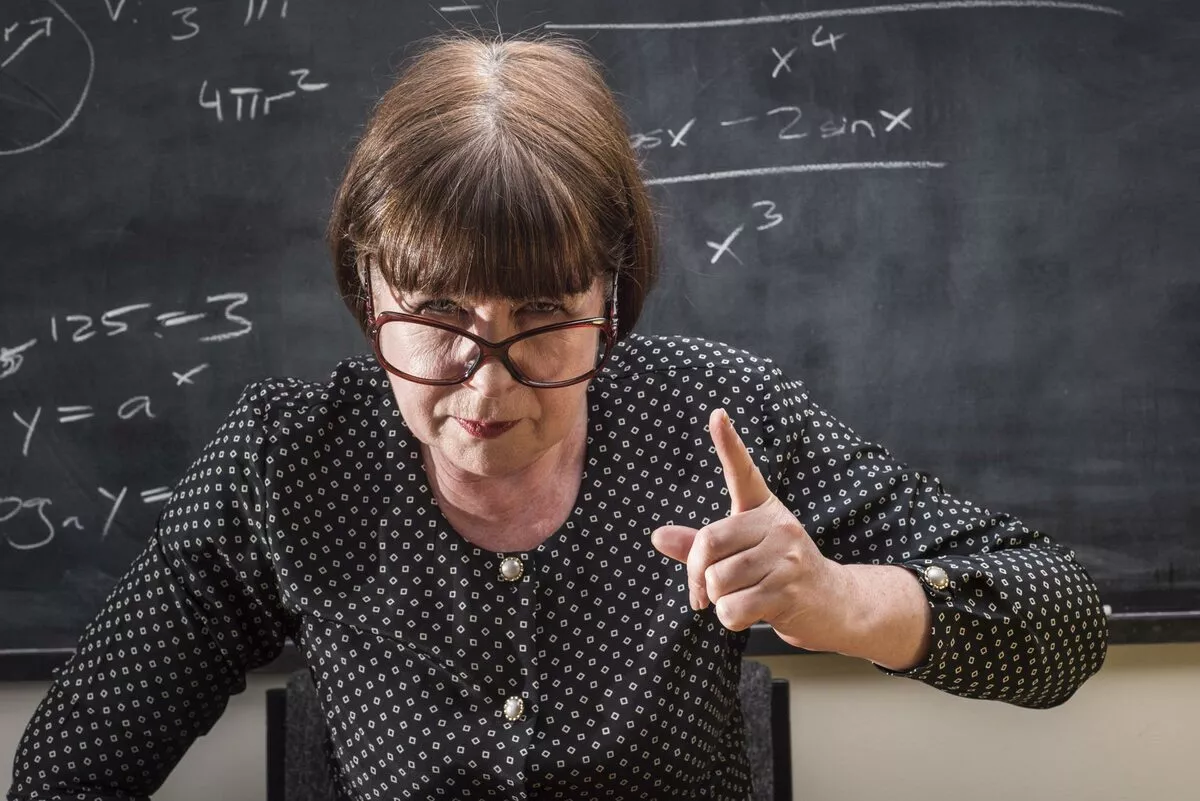 Izglītības un zinātnes darbinieku arodbiedrība draud ar pedagogu protestu martā