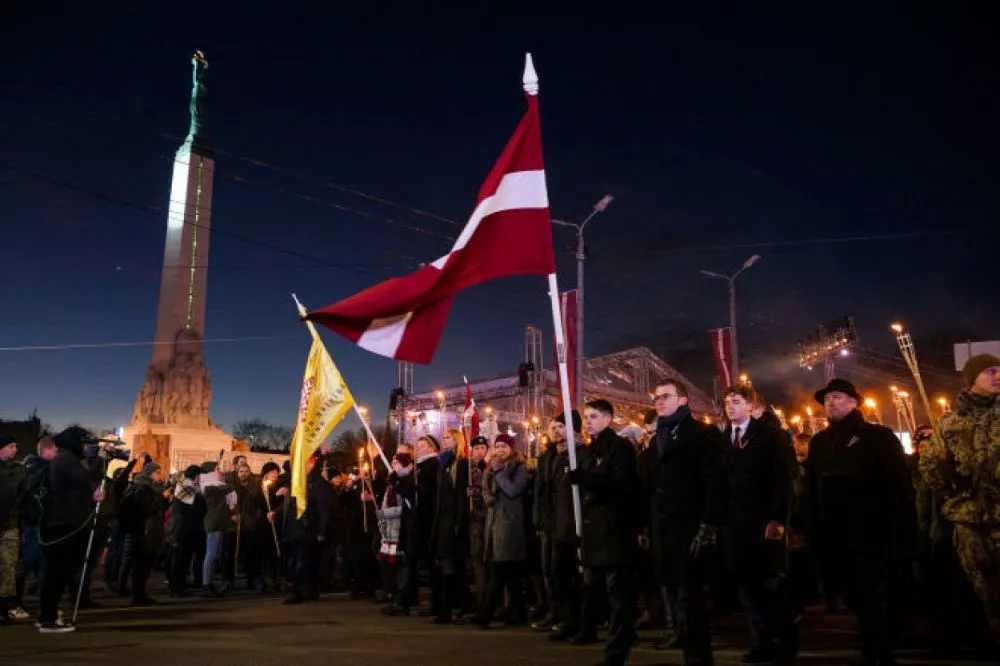 Rīgā ar vairākiem koncertiem, lāpu gājienu un svecīšu iededzināšanu atzīmēs Lāčplēša dienu