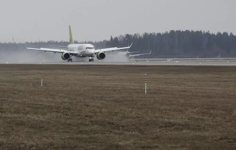 AirBaltic возобновит некоторые международные рейсы с 13 мая: список направлений