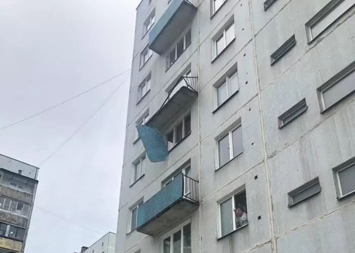 Хозяину выставят счет на несколько тысяч. Возможно, ремонтировать балконы будут принудительно