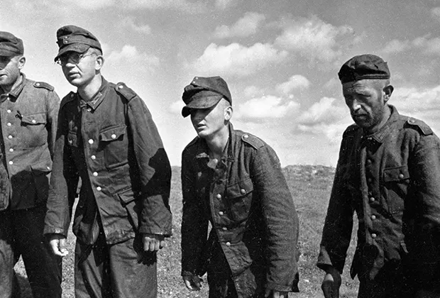 90-процентная поддержка: почему немцы до последнего дня войны верили в победу и гений фюрера