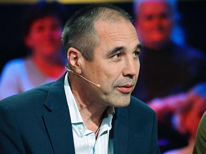 Звезда «Уральских пельменей» Дмитрий Соколов поддержал отца Сергия в конфликте с Ксенией Собчак